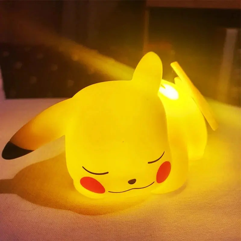 Goodies  Lampe Figurine Pokemon Pikachu Happy 25cm (Décoration
